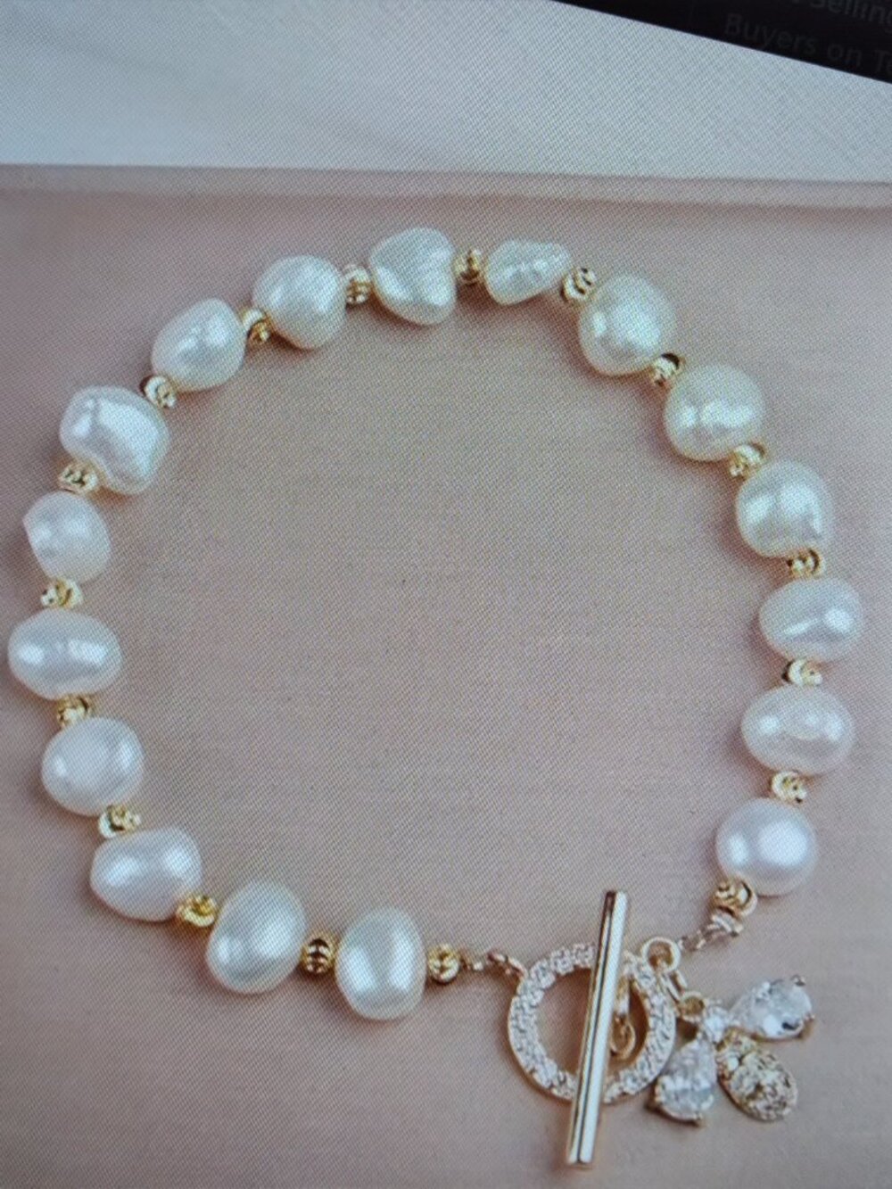 Inlaid Imitation Pearl & Bee Charm Bracelet Bohemian Jewelry, Made in Europe